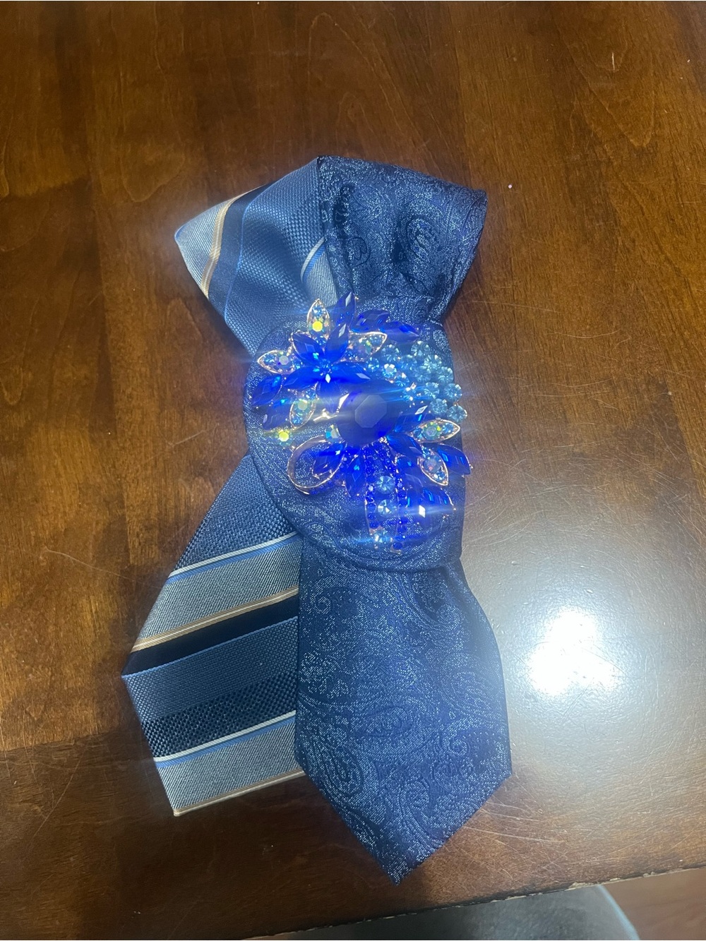 Blue Paisley Tie with Decorative Blue Crystal Brooch